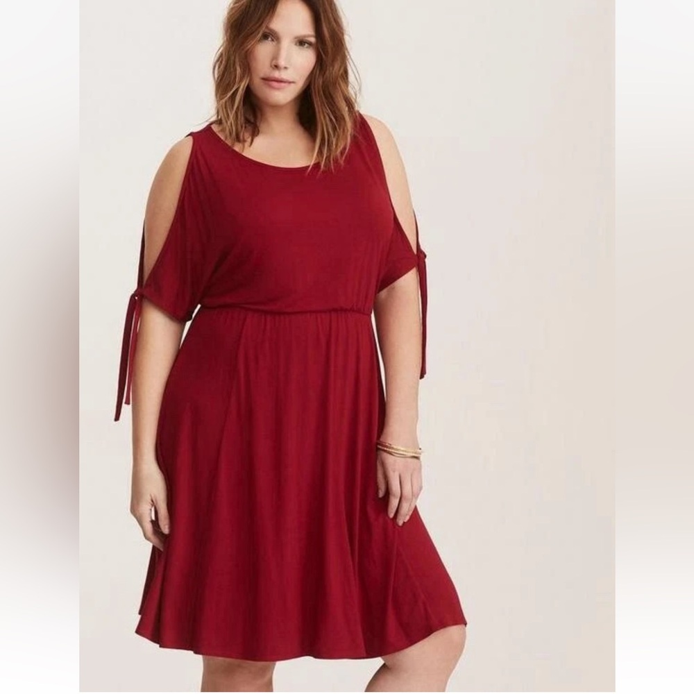 Torrid 2 jersey skater dress with tie arms